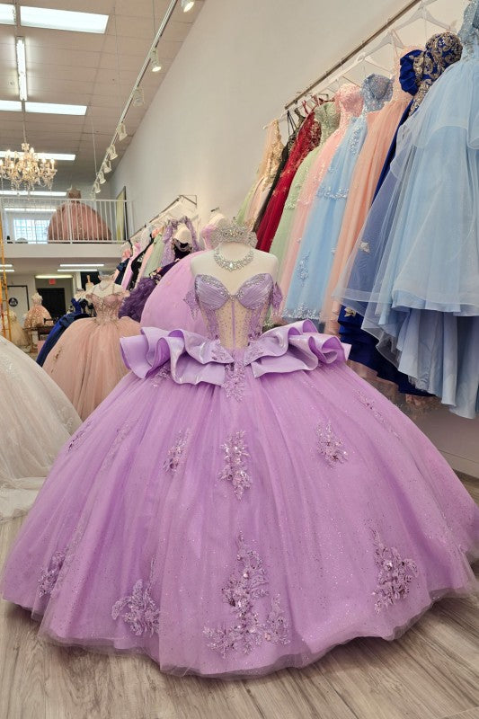 Spectacular Dress With Long Train