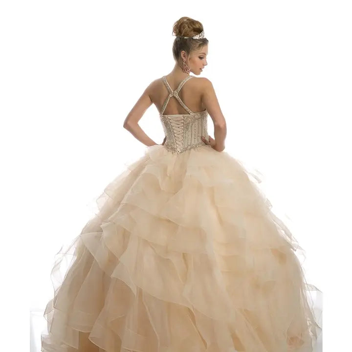 Sweetheart High Neckline and A Ruffled Tulle Ball Gown