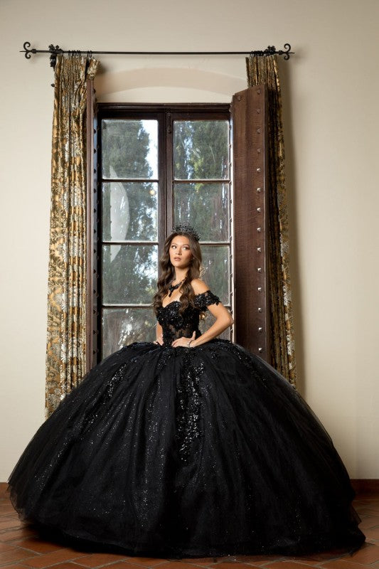 Detachable Sleeve, Sweetheart Neckline